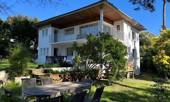 Cap-Ferret House | Villa 'La Vigne Réf 116' with Private Terrace, Private Garden and Wi-Fi
