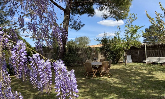 Saint-Palais-sur-Mer House | Villa Saint-Palais-sur-Mer, 3 bedrooms, 6 persons