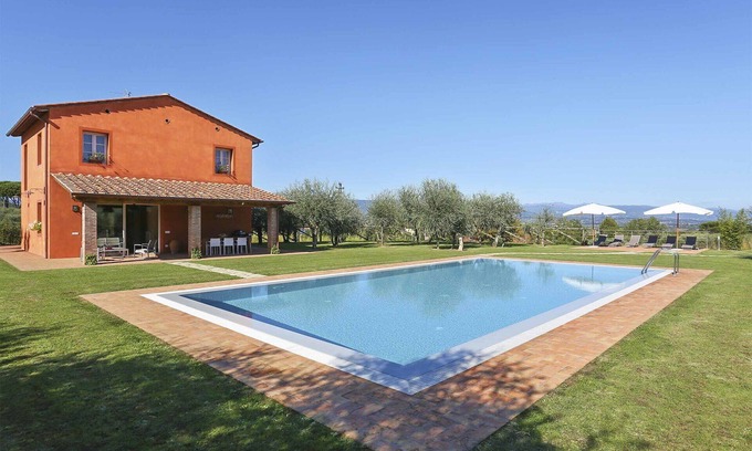 Colle di Compito Villa | Wonderful private villa with A/C, WIFI, private pool, TV, veranda and panoramic view, close to L.