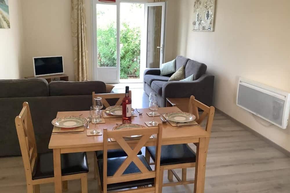 Jarnac Apartment | Gîtes 4 Personnes au Milieu des Vignes le Long de la Charente