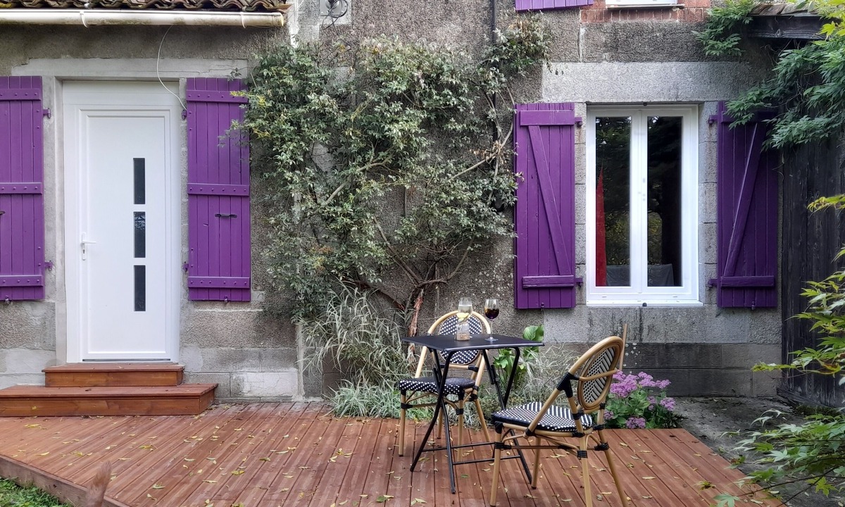 Saint-Barbant Bed & Breakfast | Charming 1-bedroom bed & breakfast in lovely Val-d'Oire-et-Gartempe with WiFi