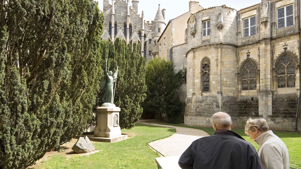 Photo of Others in Poitiers