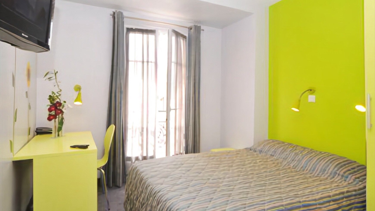 Photo of Bedroom in Jean-Medecin