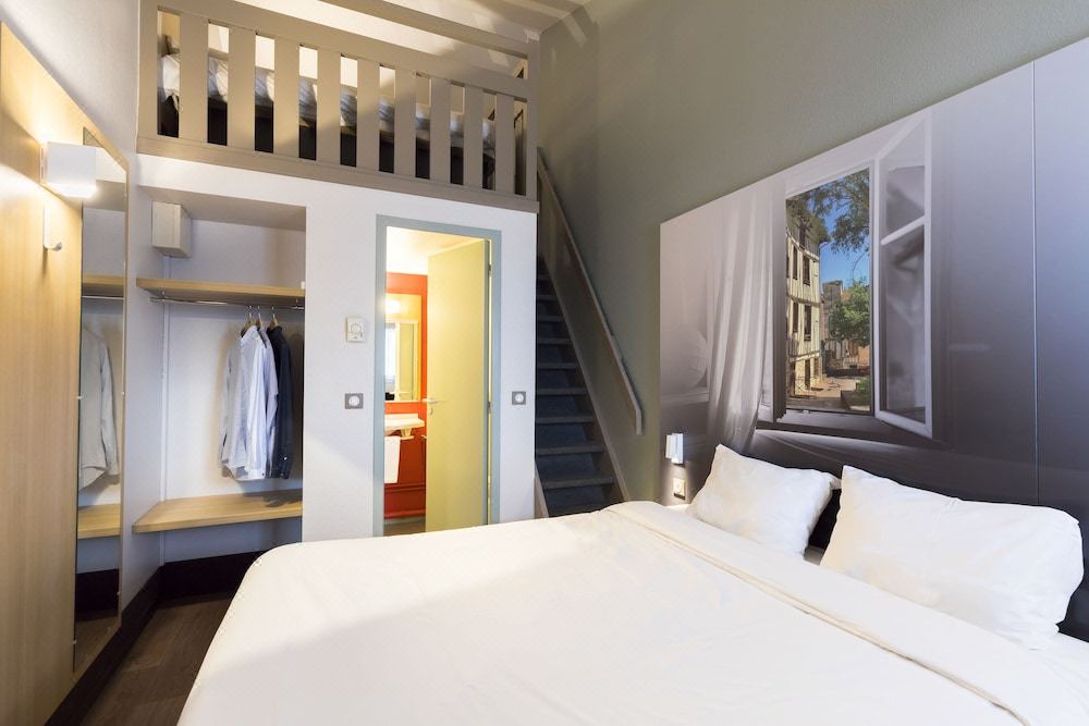 Photo of Bedroom in Limoges