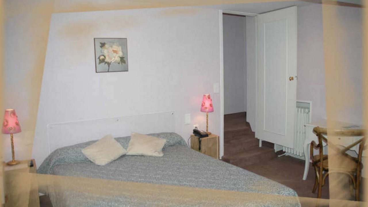 Photo of Bedroom in Saintes