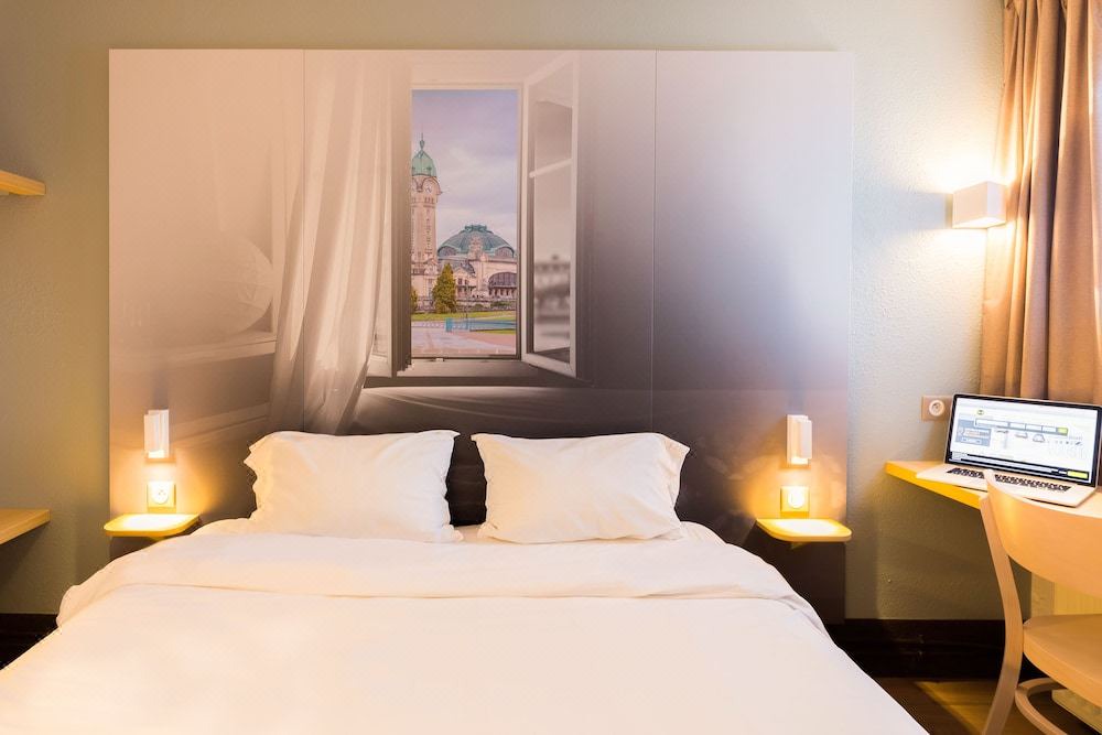 Photo of Bedroom in Limoges