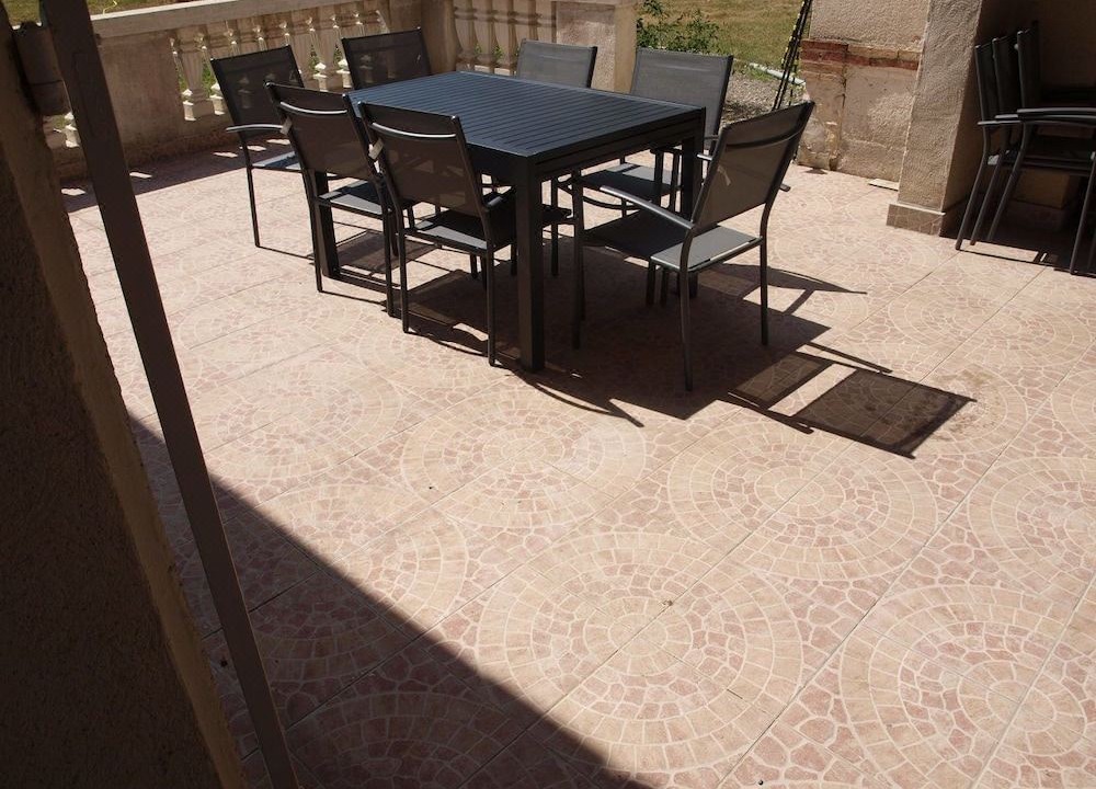Photo of Patio Balcony in Feugarolles