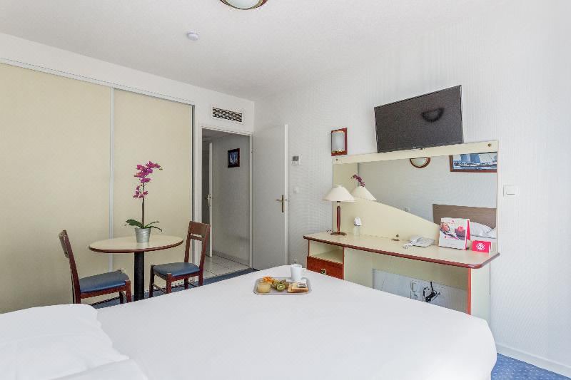 Photo of Bedroom in Saint Augustin