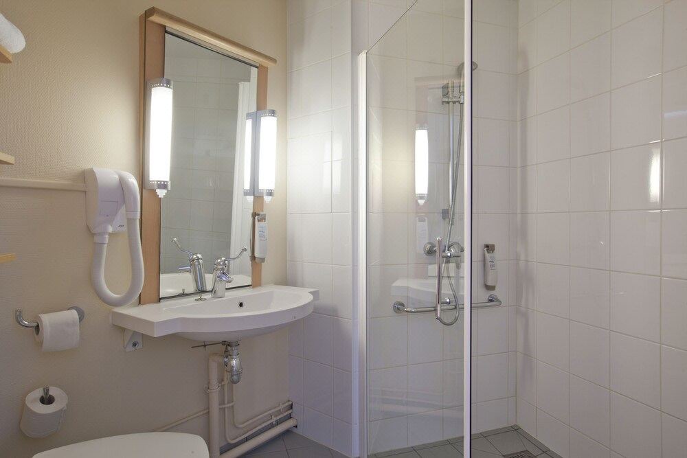 Photo of Bathroom in Poitiers