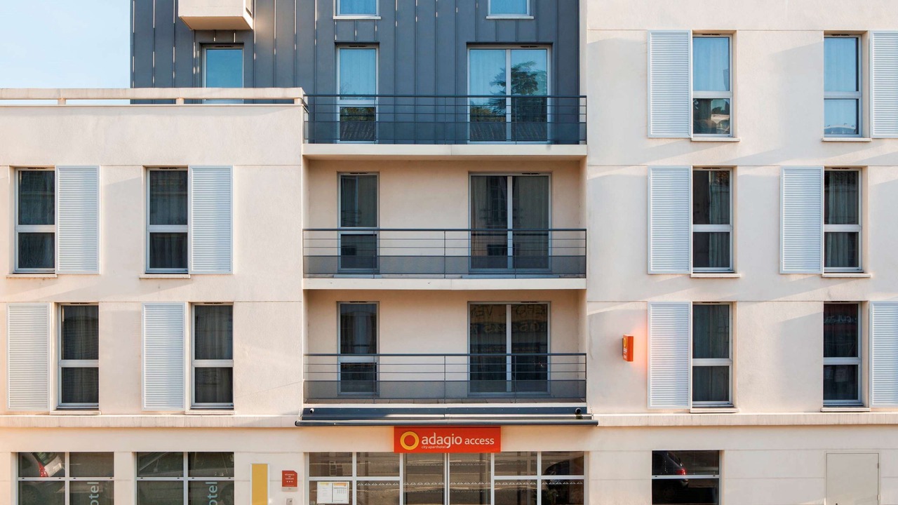 Photo of Buildings in Poitiers