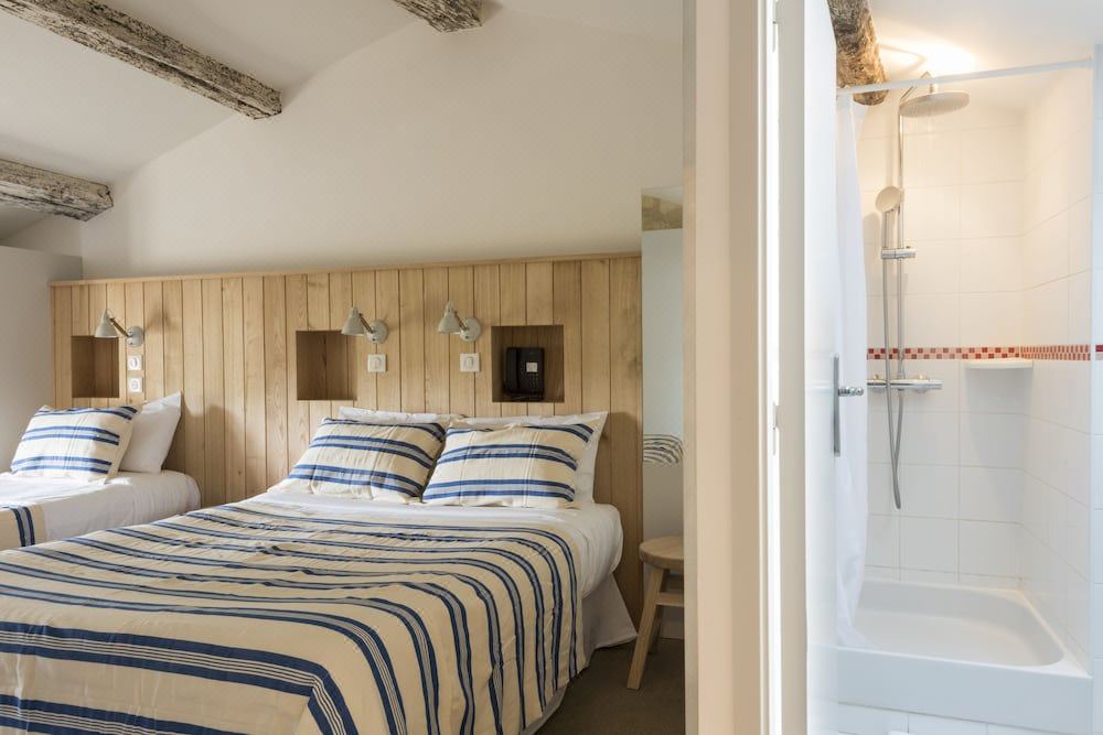 Photo of Bedroom in Saint-Emilion