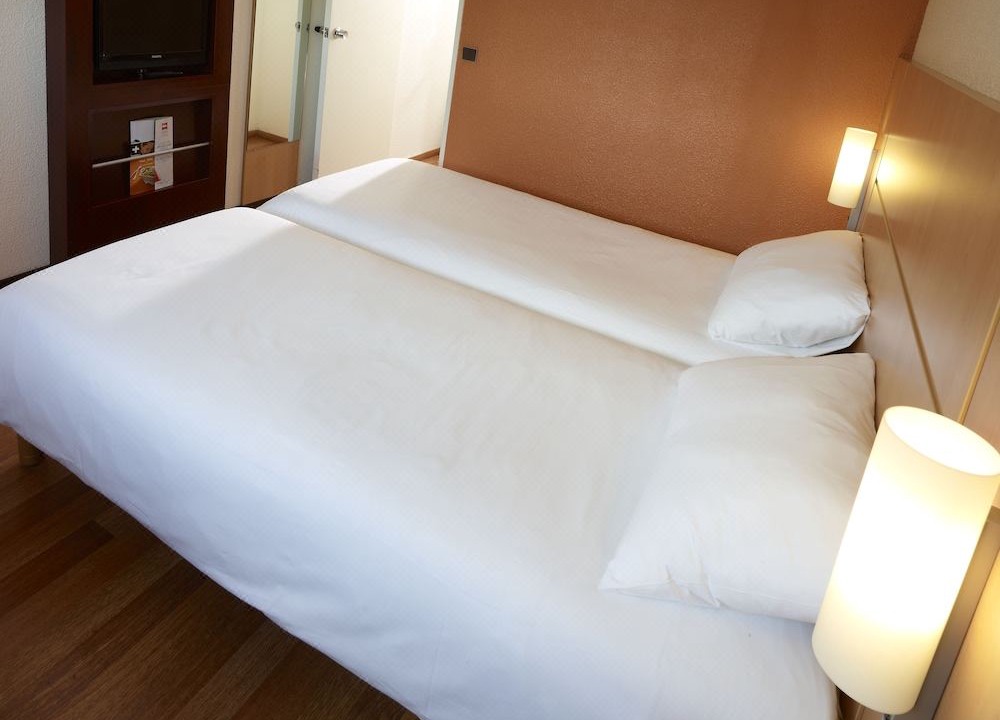 Photo of Bedroom in Chasseneuil-du-Poitou