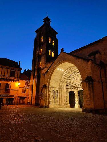 Photo of Others in Beaulieu-sur-Dordogne