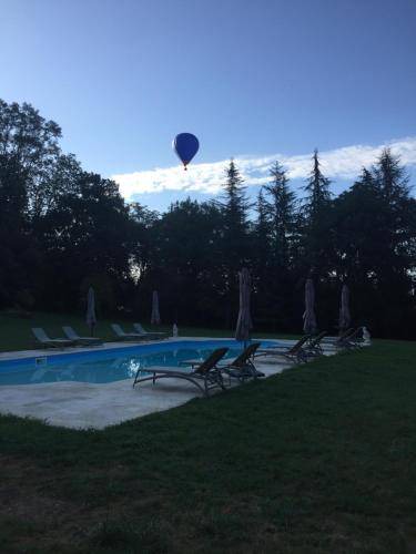 Photo of Others in Castels et Bezenac