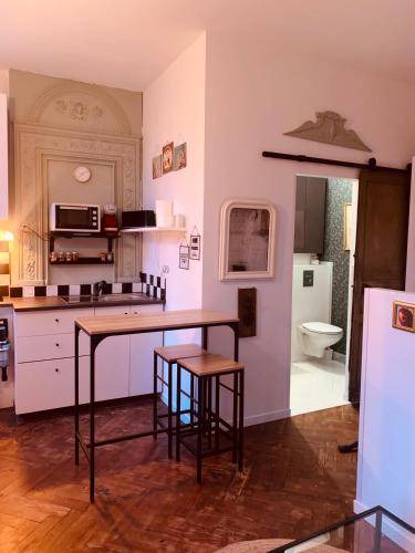 Photo of Kitchen in Saint-Sulpice-et-Cameyrac