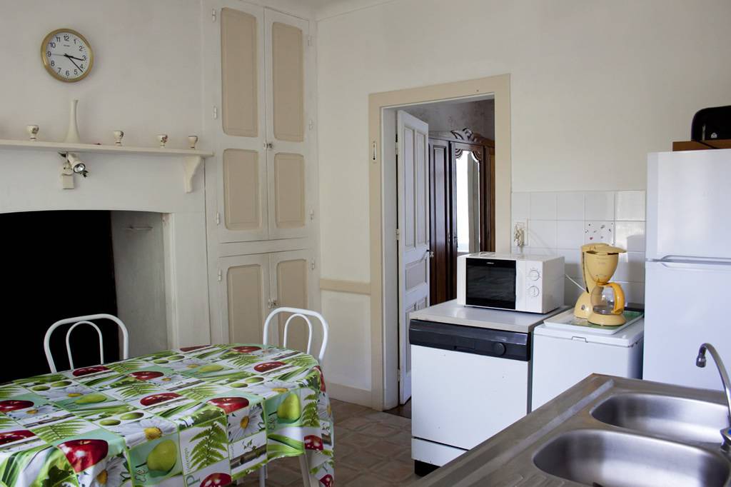 Photo of Kitchen in Benayes