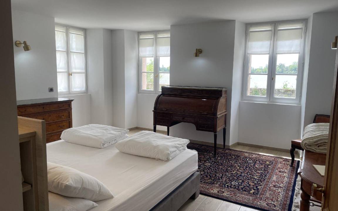 Photo of Bedroom in Lugon-et-l'ile-du-Carney