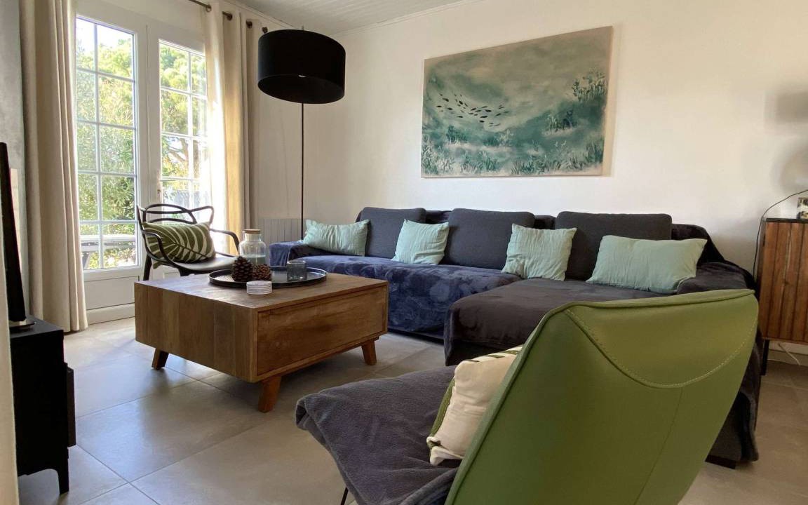 Photo of Livingroom in La Bree-les-Bains