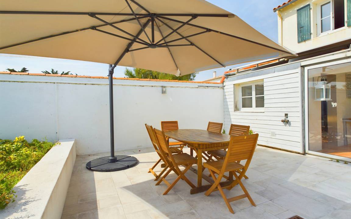 Photo of Patio Balcony in Saint-Clement-des-Baleines