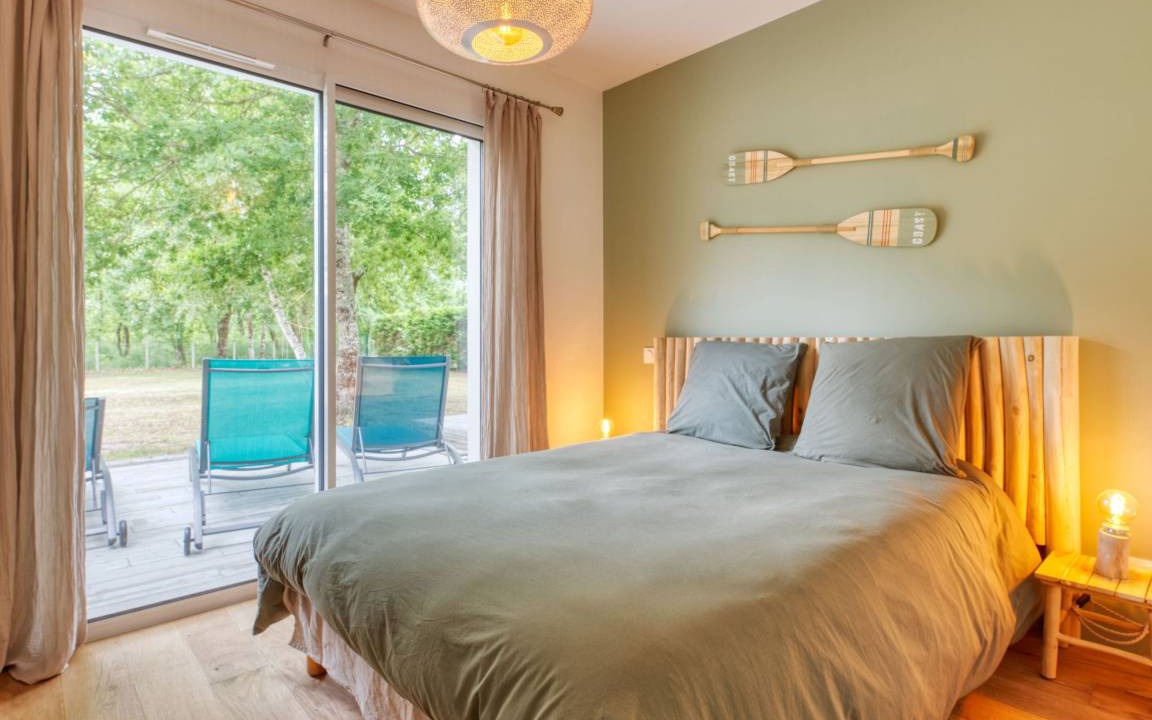 Photo of Bedroom in Grayan-Et-L'Hopital