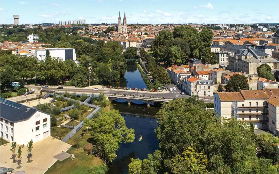 Photo of Others in Bagnault