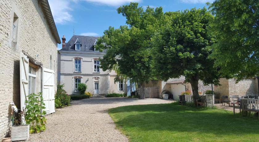 Photo of Others in Neuville-de-Poitou