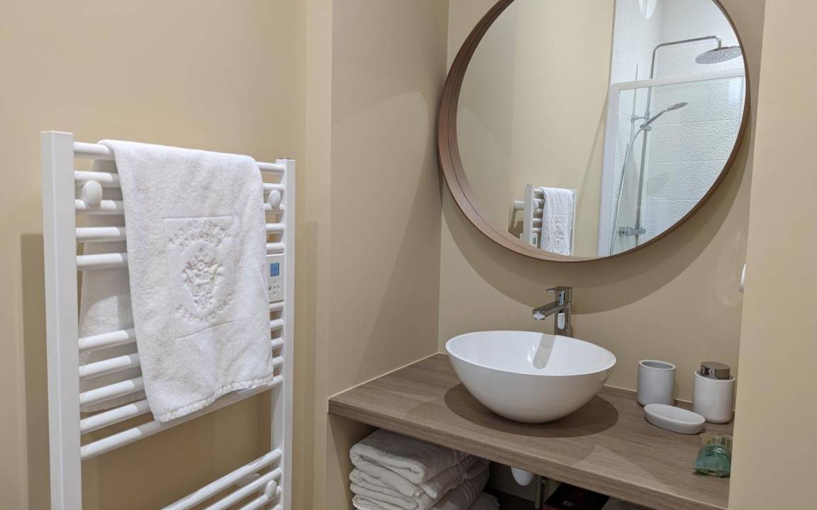 Photo of Bathroom in Angouleme