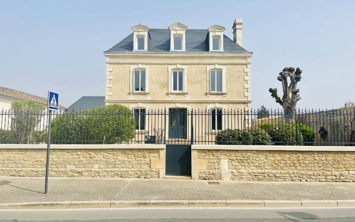 Photo of Buildings in Jaunay-Clan