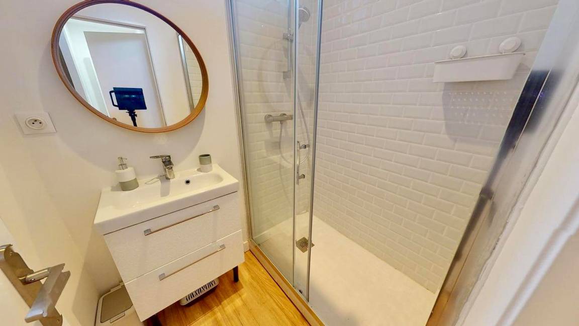 Photo of Bathroom in Centre Ville