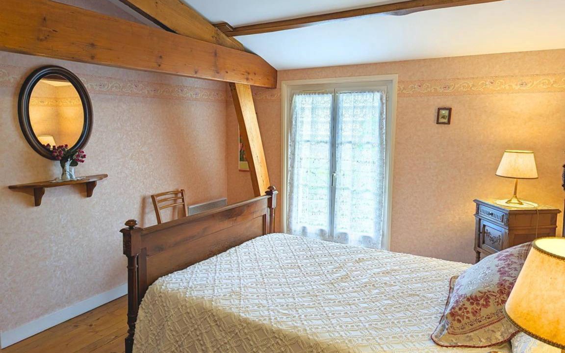 Photo of Bedroom in Saint-Genis-d'Hiersac