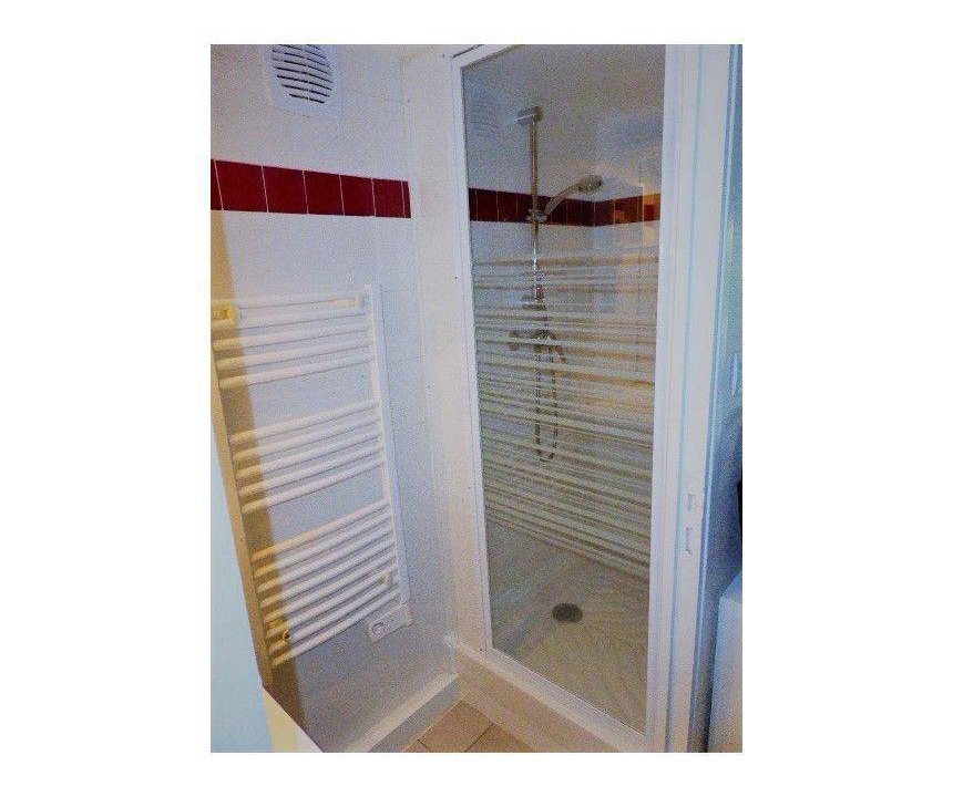Photo of Bathroom in Latresne