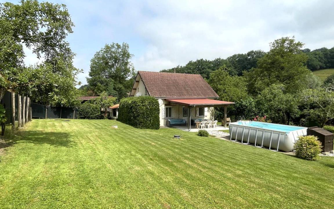 Photo of Others in Burosse-Mendousse