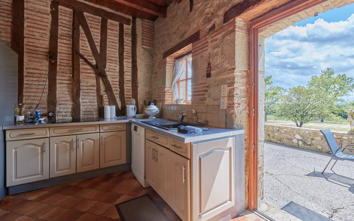 Photo of Kitchen in Tombeboeuf