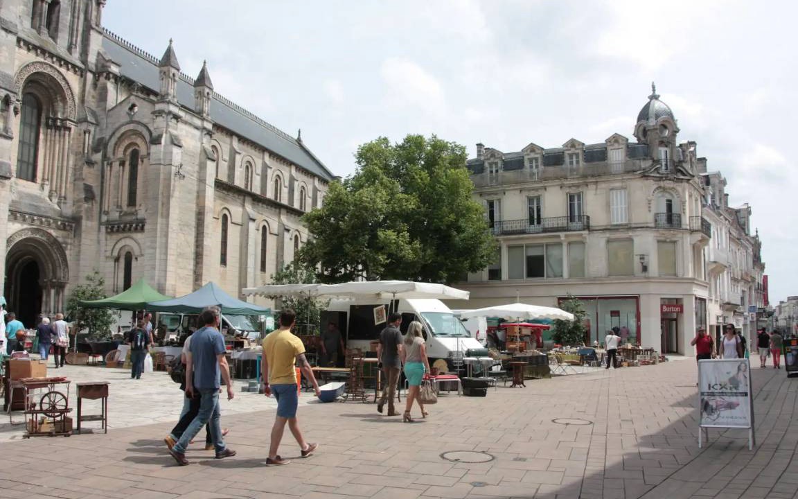 Photo of Others in La Chapelle Montbrandeix