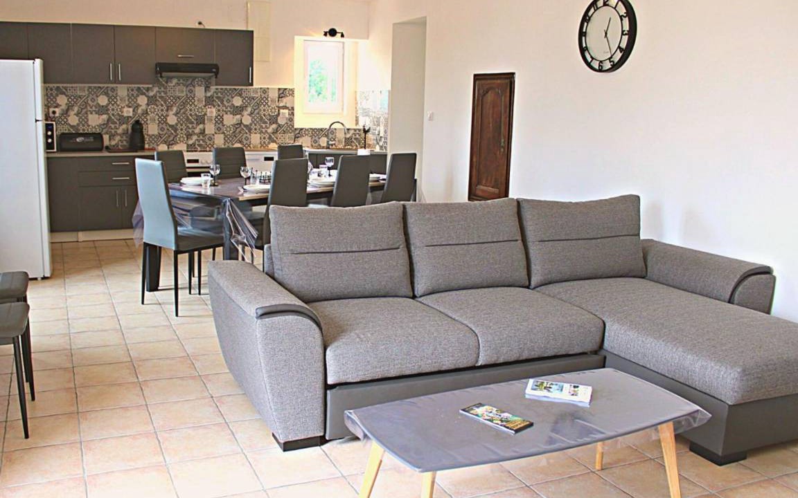 Photo of Livingroom in Oradour-Fanais