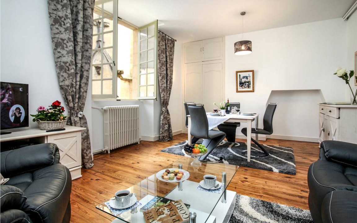 Photo of Livingroom in Sarlat-la-Caneda Historic Center