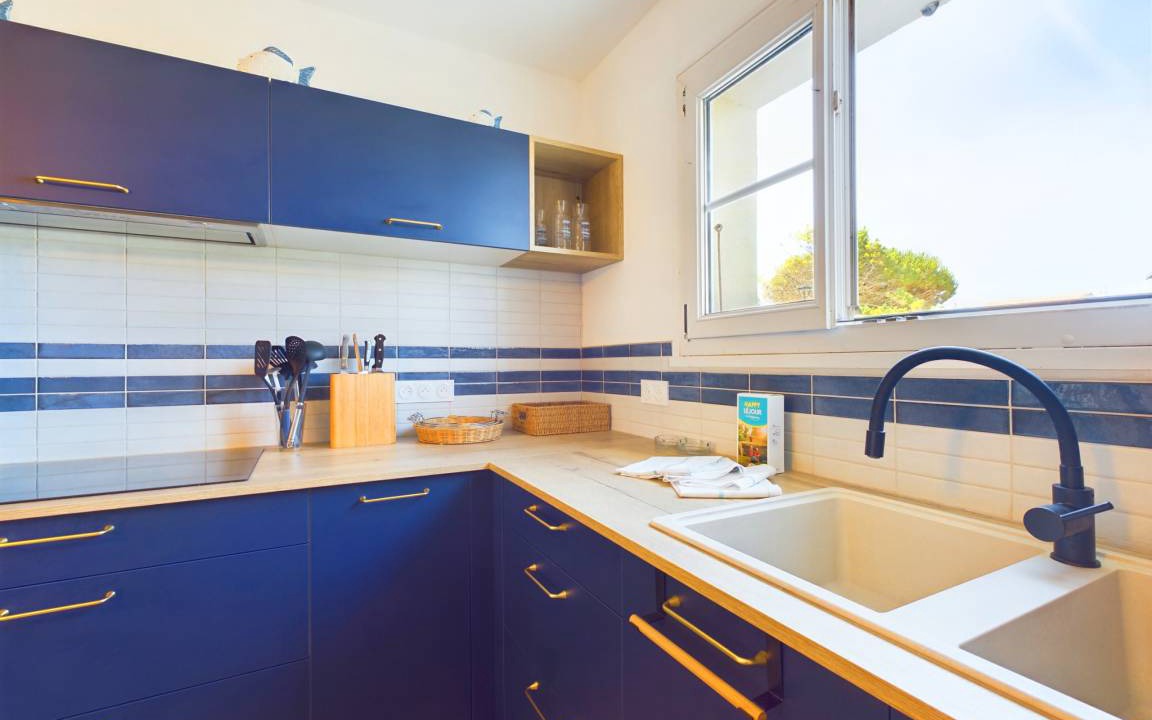 Photo of Kitchen in Saint-Clement-des-Baleines