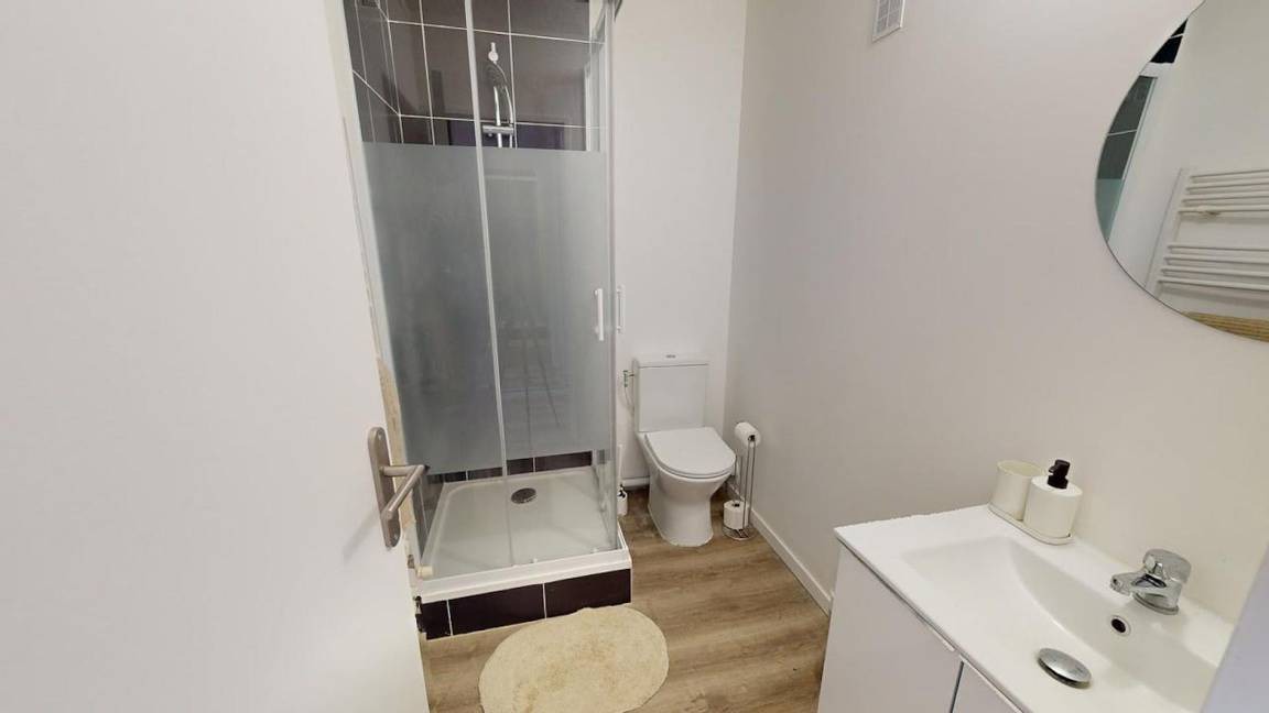 Photo of Bathroom in Lormont