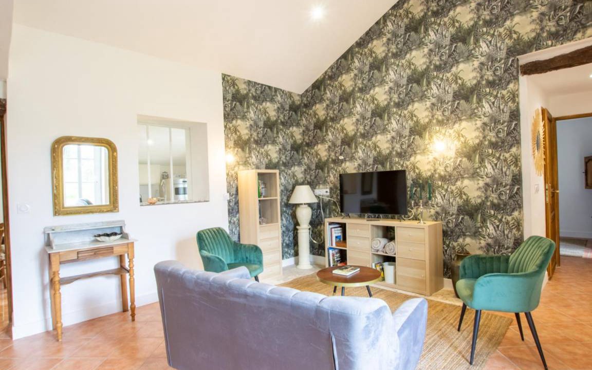 Photo of Livingroom in Saint-Aubin-de-Lanquais