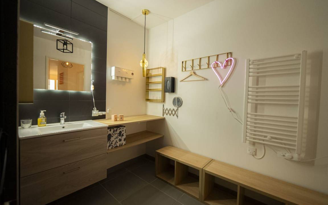 Photo of Bathroom in Ginko