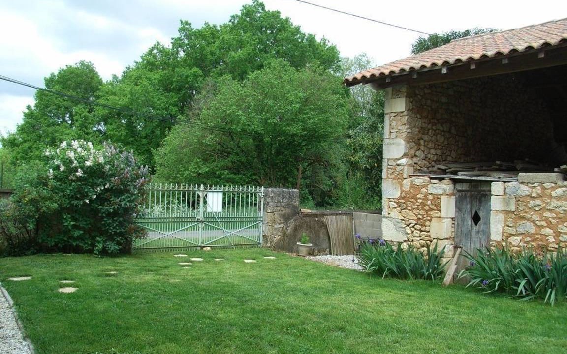 Photo of Others in Bunzac