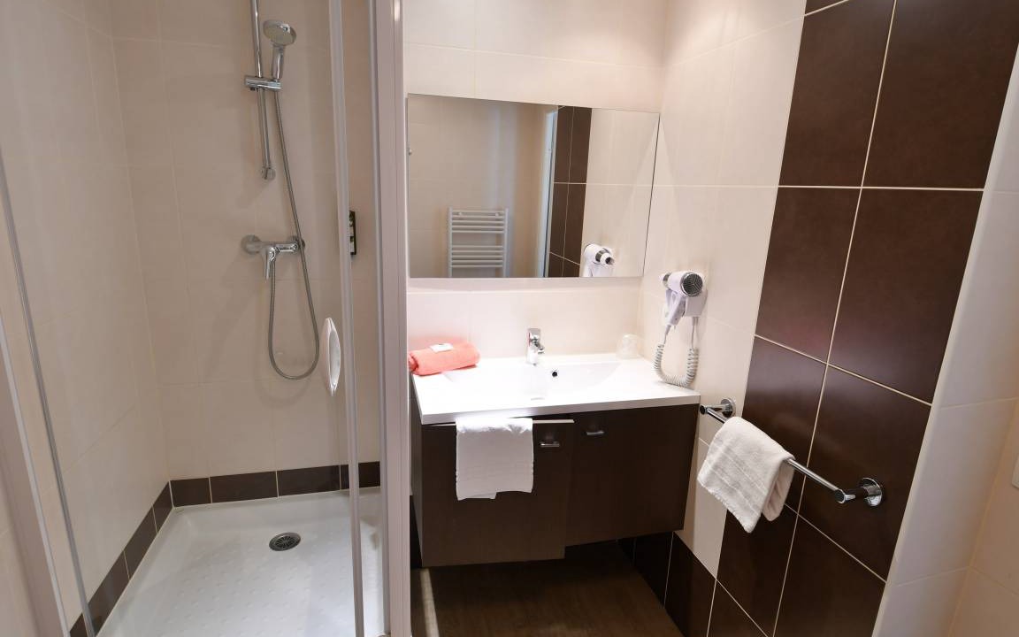 Photo of Bathroom in Bordeaux-Lac