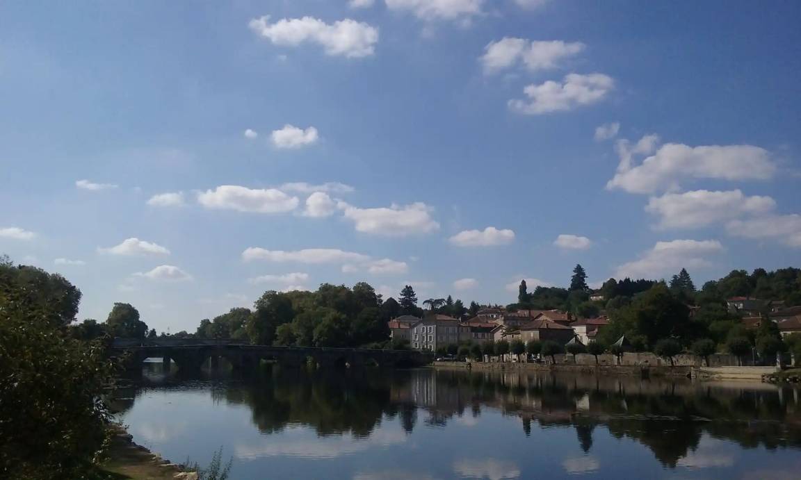 Photo of Others in Asnois