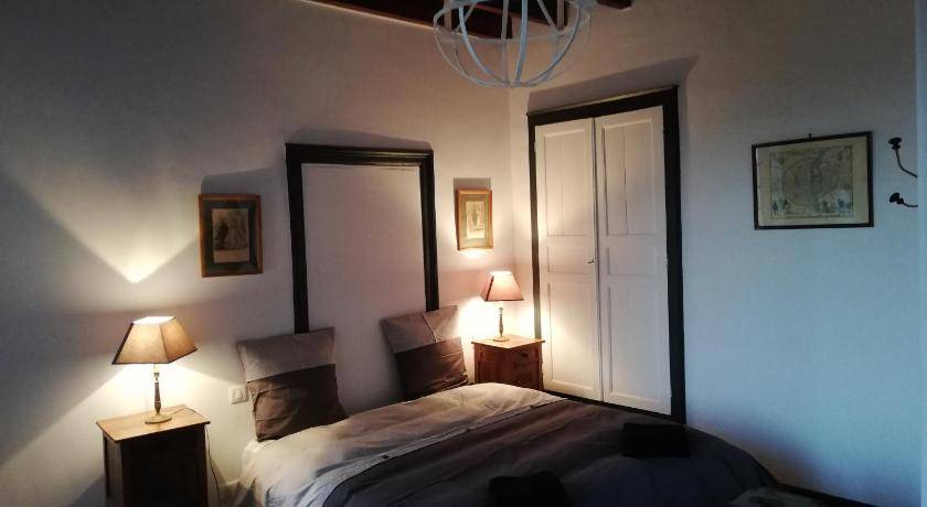 Photo of Bedroom in Osses
