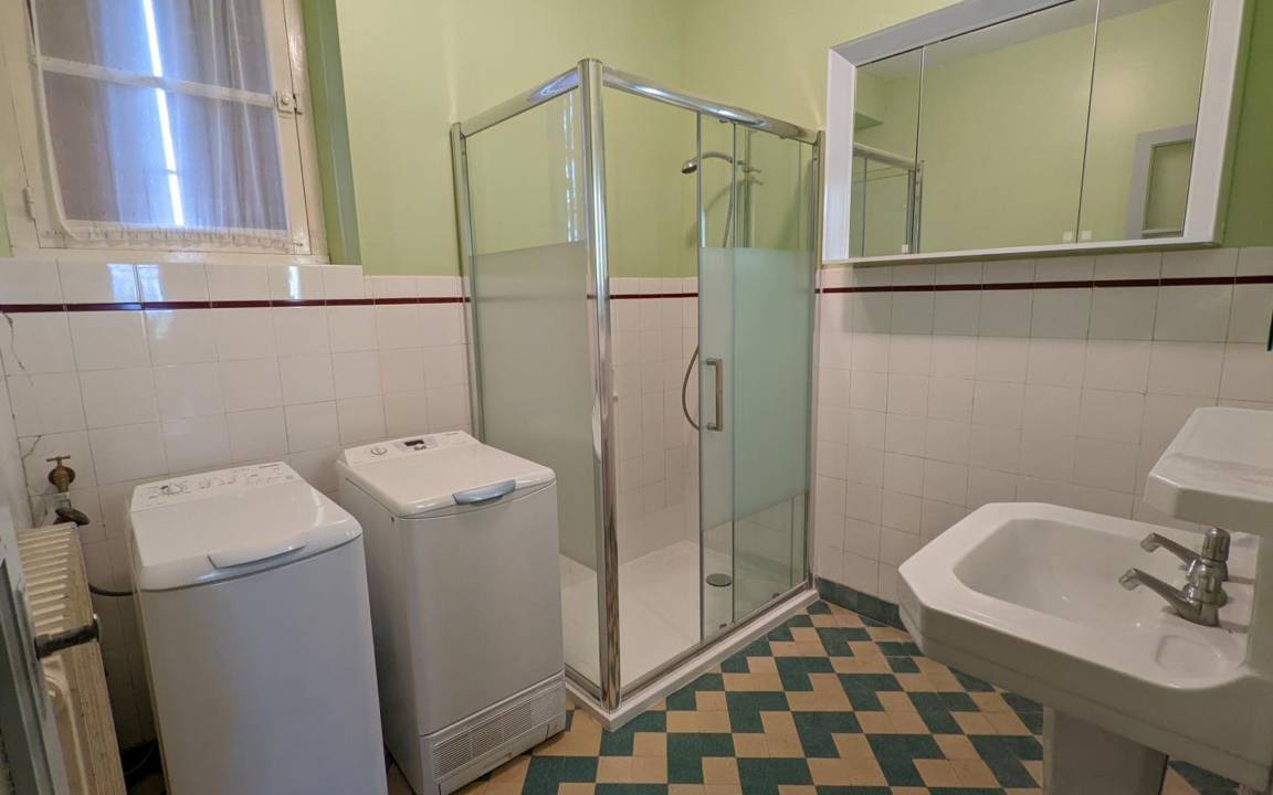 Photo of Bathroom in Blanzaguet-Saint-Cybard