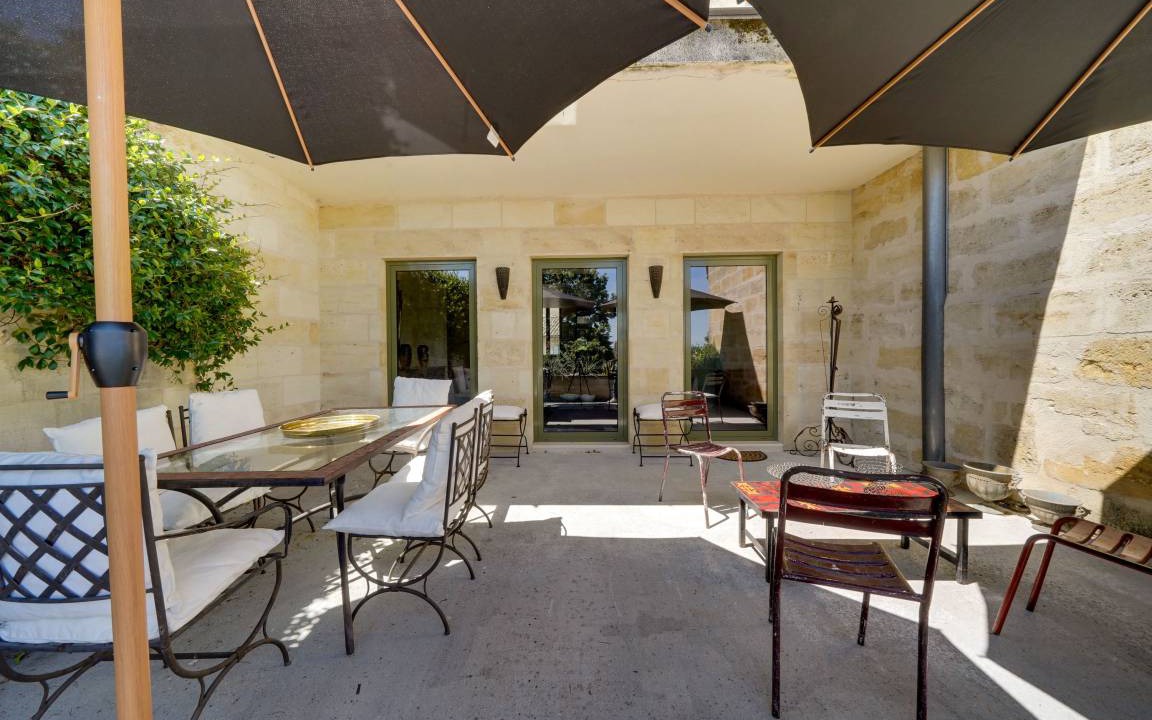 Photo of Patio Balcony in Castillon-la-Bataille