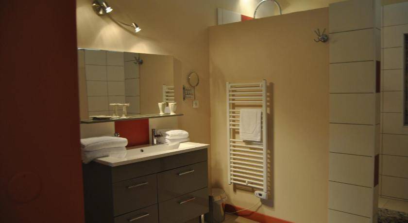 Photo of Bathroom in Civrac-de-Blaye
