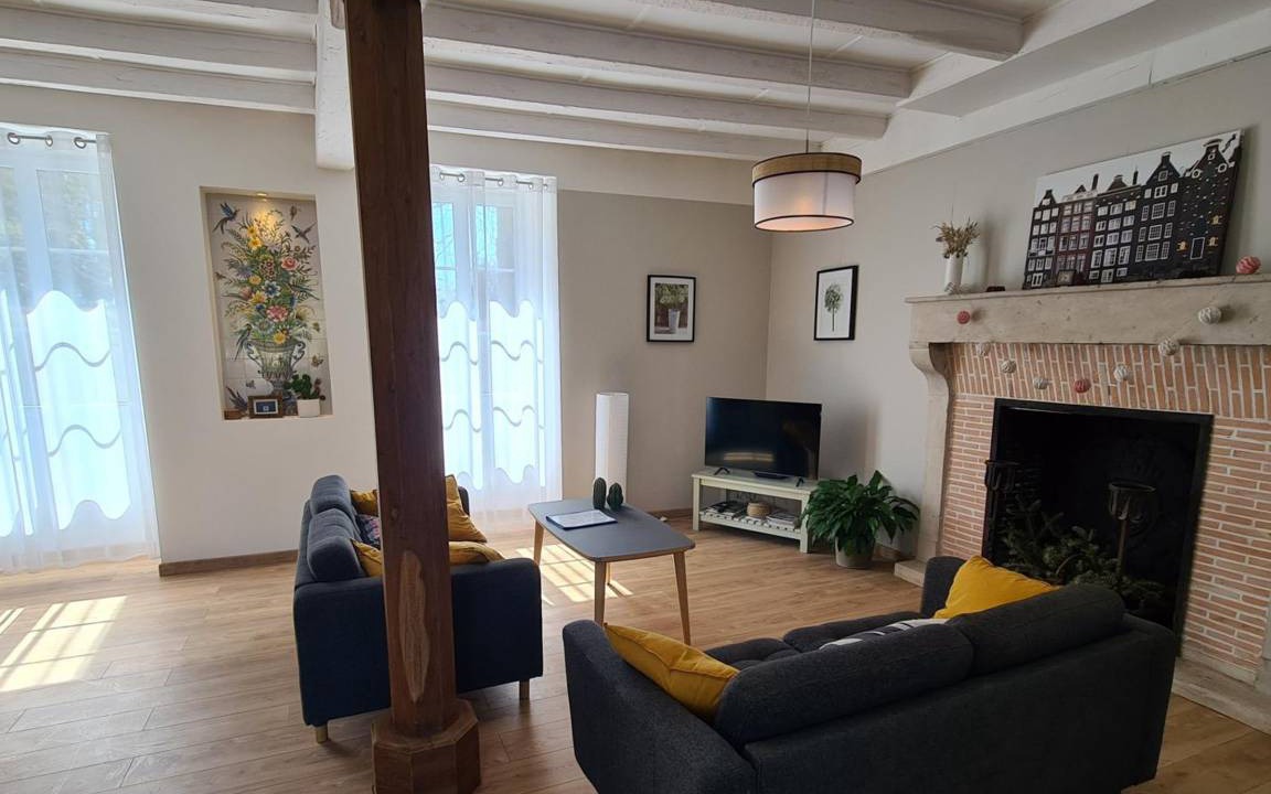 Photo of Livingroom in Saint-Claud