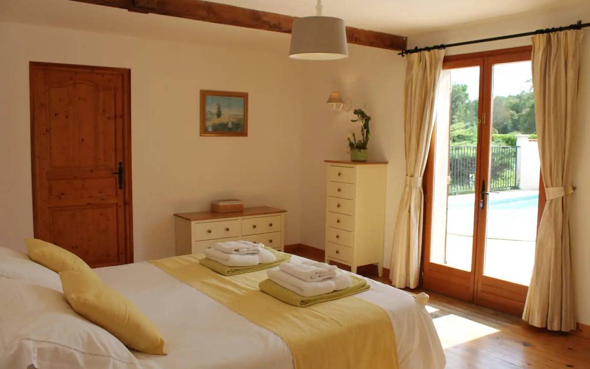 Photo of Bedroom in Pillac