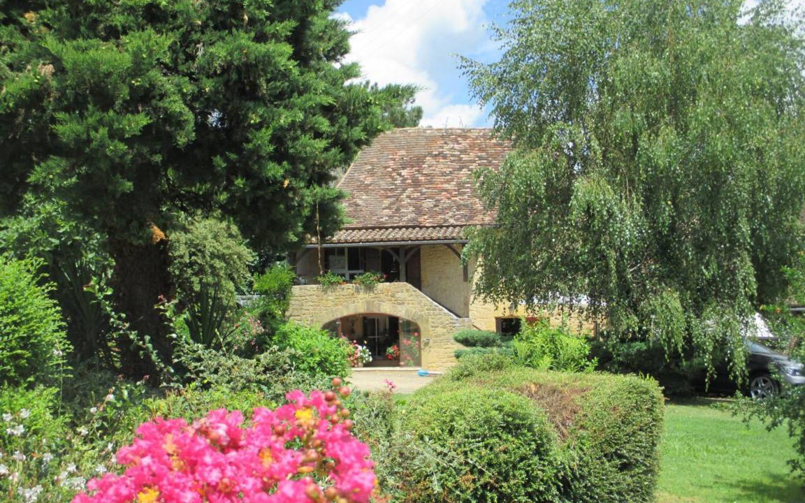 Photo of Buildings in Saint-Avit-Senieur